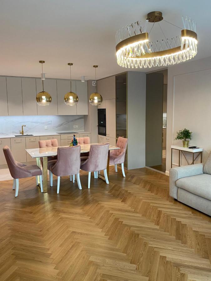 Eternity Luxury Apartment Dolny 소포트 외부 사진