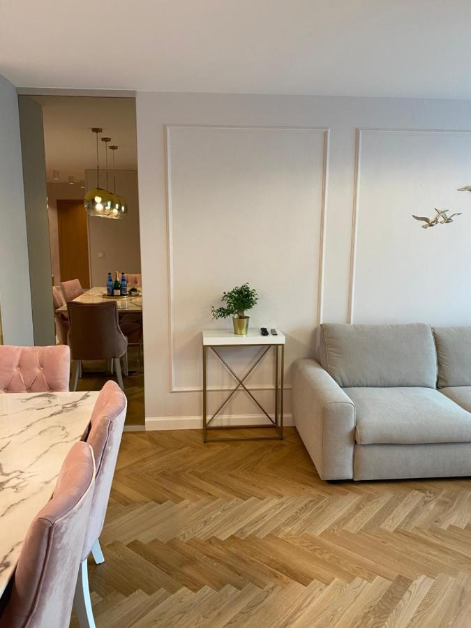 Eternity Luxury Apartment Dolny 소포트 외부 사진