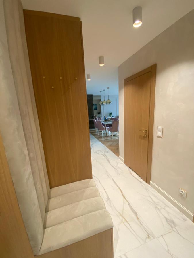 Eternity Luxury Apartment Dolny 소포트 외부 사진